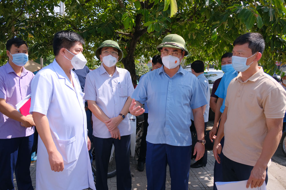 Lãnh đạo tỉnh, thành phố Thái Nguyên kiểm tra một số vị trí đề xuất xây dựng khu công viên, vườn hoa trên địa bàn thành phố